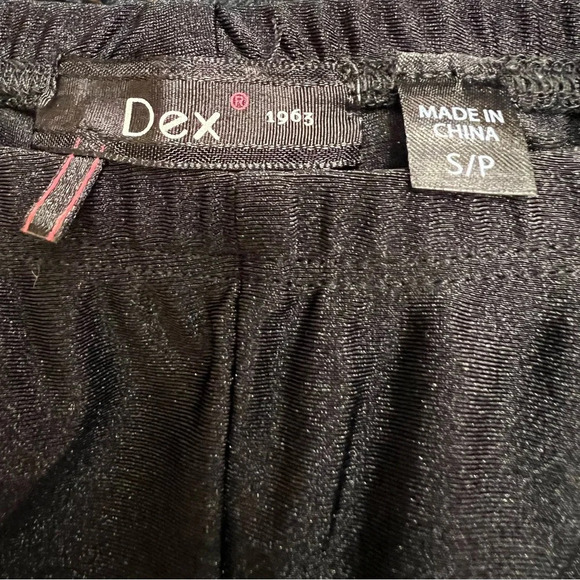 Shimmery black Dex leggings with zippers on legs, size Small - Picture 6 of 9